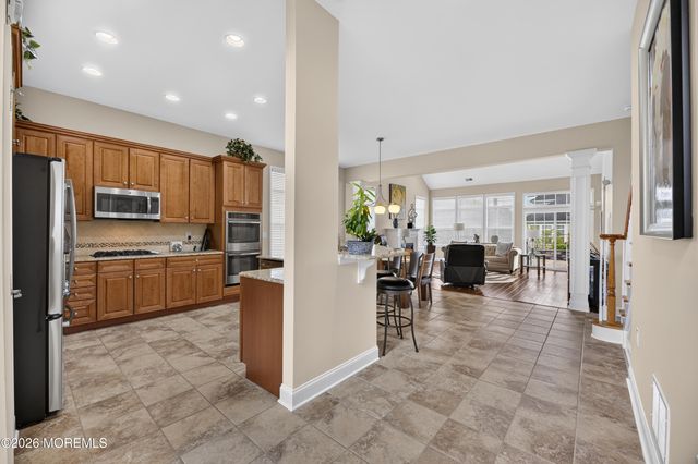 228 Diamond Spring Drive, Monroe, NJ 08831