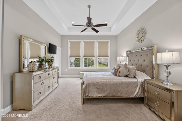 228 Diamond Spring Drive, Monroe, NJ 08831