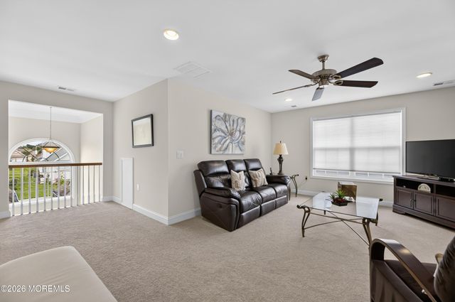 228 Diamond Spring Drive, Monroe, NJ 08831