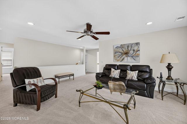 228 Diamond Spring Drive, Monroe, NJ 08831