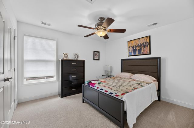 228 Diamond Spring Drive, Monroe, NJ 08831