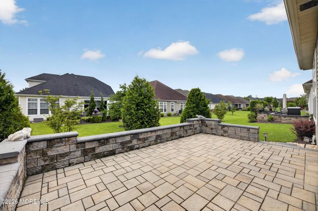 228 Diamond Spring Drive, Monroe, NJ 08831