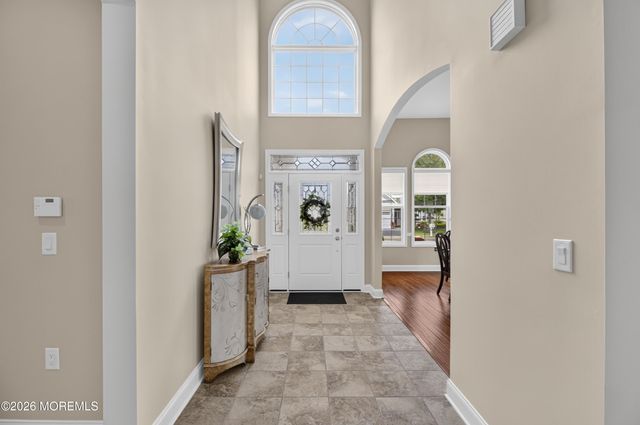228 Diamond Spring Drive, Monroe, NJ 08831