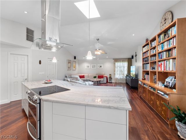 1513 SW 57th ST, Cape Coral, FL 33914