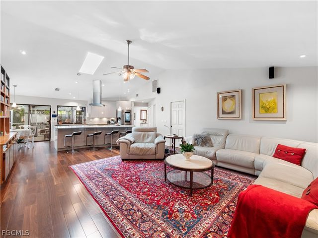 1513 SW 57th ST, Cape Coral, FL 33914