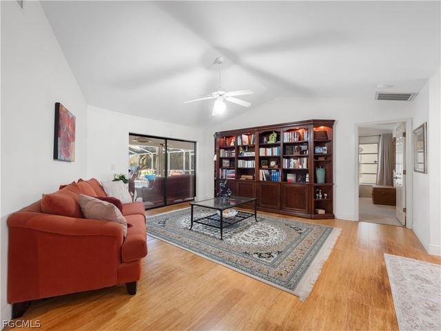 1513 SW 57th ST, Cape Coral, FL 33914