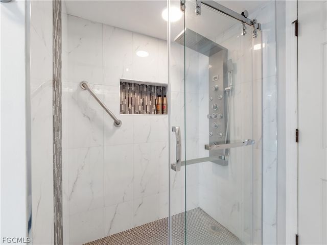 1513 SW 57th ST, Cape Coral, FL 33914