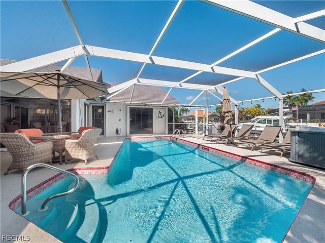 1513 SW 57th ST, Cape Coral, FL 33914