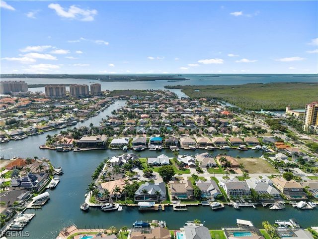 1513 SW 57th ST, Cape Coral, FL 33914