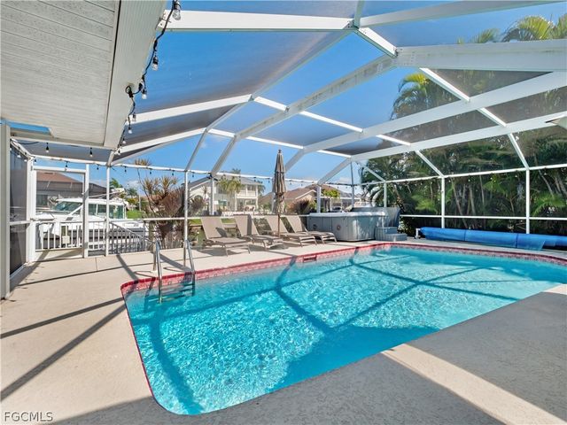 1513 SW 57th ST, Cape Coral, FL 33914