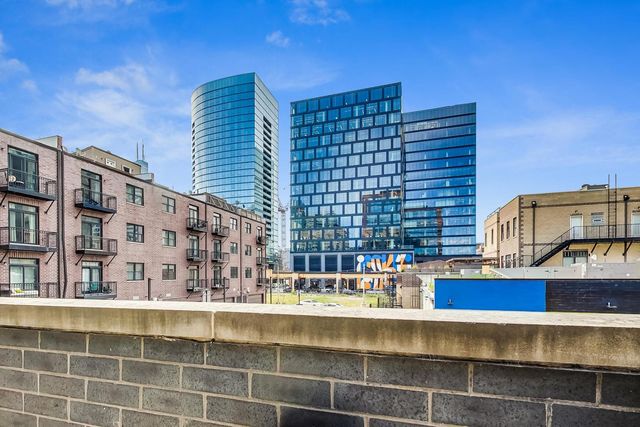 813 W Fulton Market 2, Chicago, IL 60607
