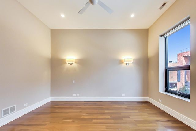 813 W Fulton Market 2, Chicago, IL 60607