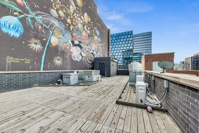 813 W Fulton Market 2, Chicago, IL 60607