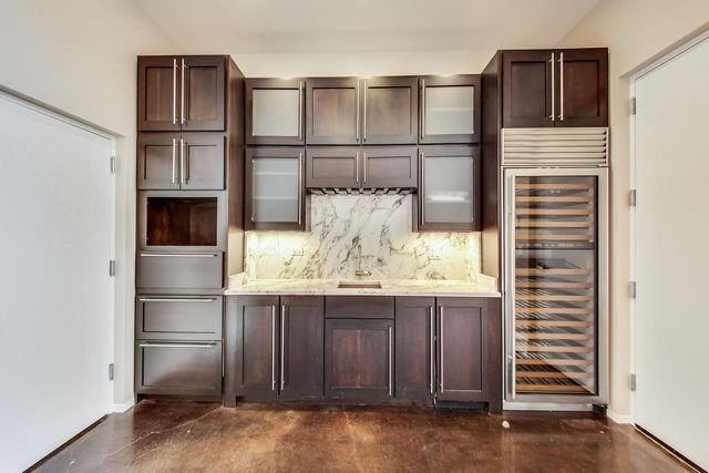 813 W Fulton Market 2, Chicago, IL 60607
