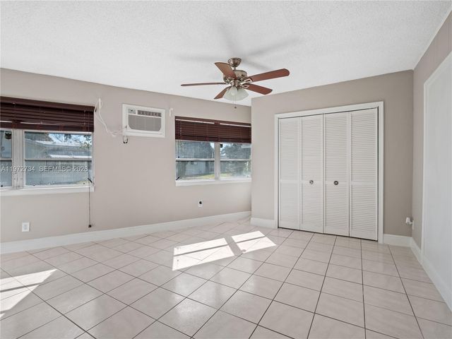7504 NW 70th Avenue, Tamarac, FL 33321