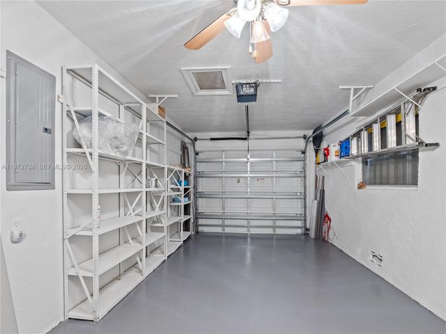 7504 NW 70th Avenue, Tamarac, FL 33321