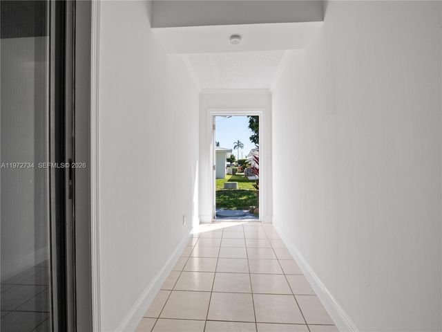 7504 NW 70th Avenue, Tamarac, FL 33321