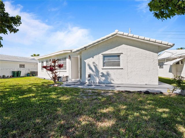7504 NW 70th Avenue, Tamarac, FL 33321