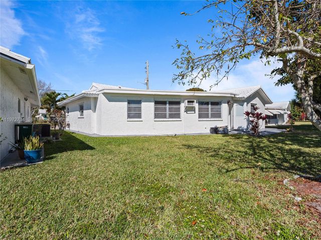 7504 NW 70th Avenue, Tamarac, FL 33321