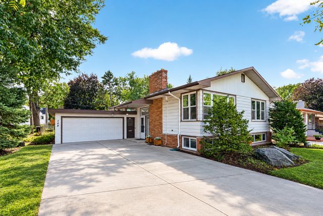 148 E Warburton Street, South Saint Paul, MN 55075