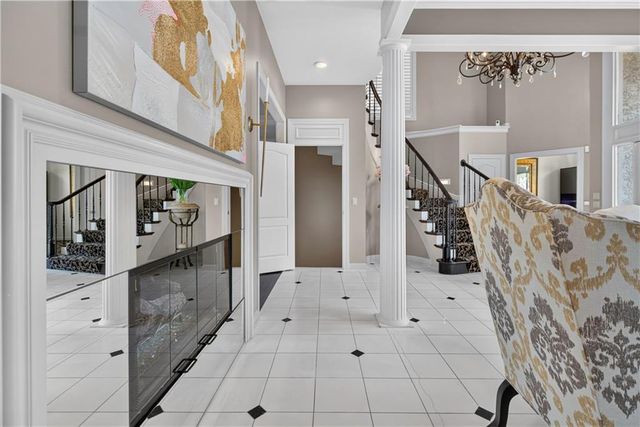 5717 W 128th Terrace, Overland Park, KS 66209