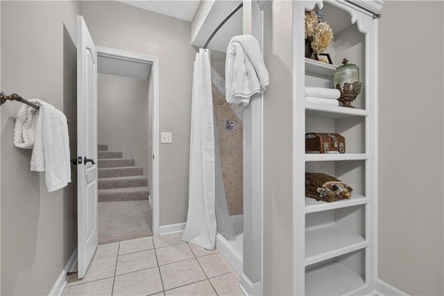 5717 W 128th Terrace, Overland Park, KS 66209