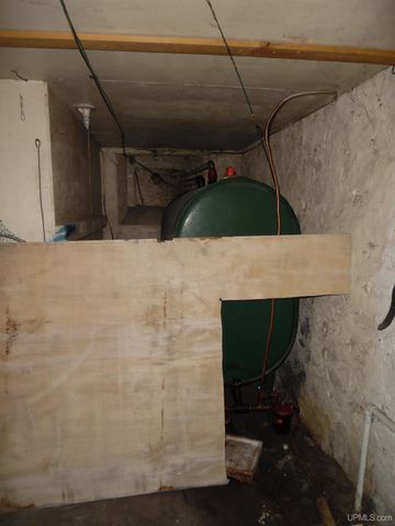 46 Stanton Avenue, South Range, MI 49963