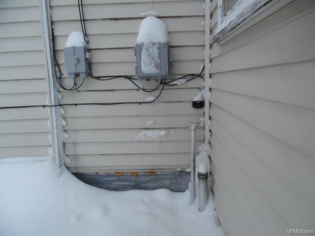 46 Stanton Avenue, South Range, MI 49963