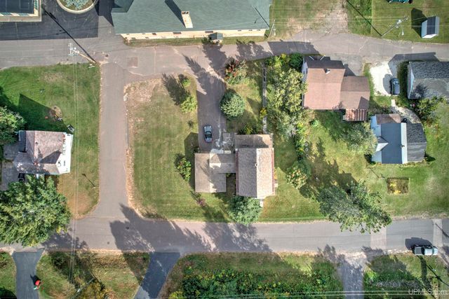 46 Stanton Avenue, South Range, MI 49963