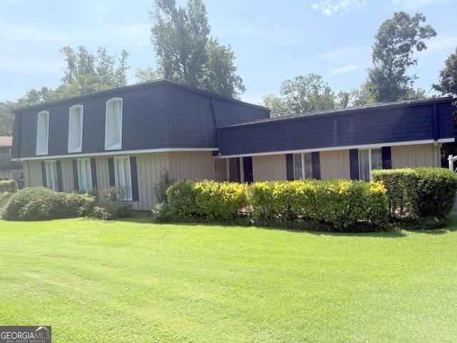 4620 Stratford Oaks Drive S, Macon, GA 31210