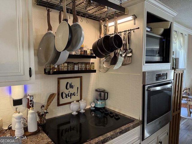 4620 Stratford Oaks Drive S, Macon, GA 31210