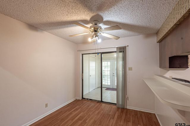 404 Hillcreek St, Whitehouse, TX 75791