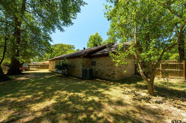 404 Hillcreek St, Whitehouse, TX 75791