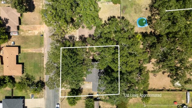 404 Hillcreek St, Whitehouse, TX 75791