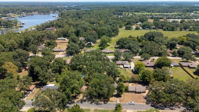 404 Hillcreek St, Whitehouse, TX 75791