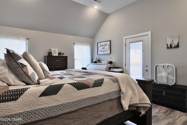 2063 Goff Rdg Road, Pineville, MO 64856