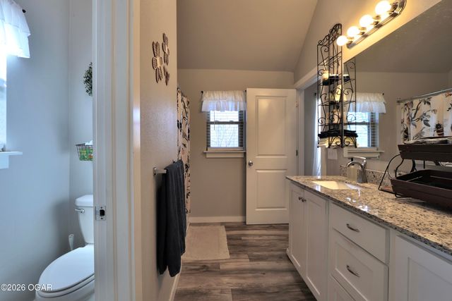 2063 Goff Rdg Road, Pineville, MO 64856