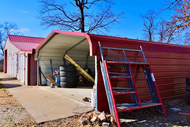 2063 Goff Rdg Road, Pineville, MO 64856