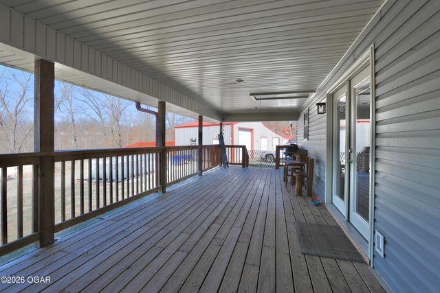 2063 Goff Rdg Road, Pineville, MO 64856