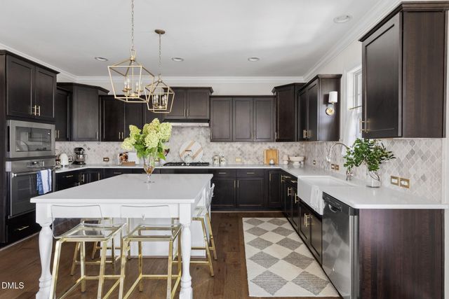 2838 Rileys Pond Drive, Apex, NC 27502