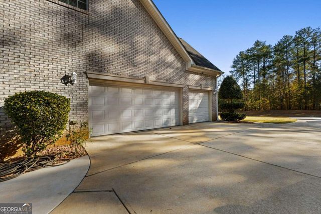 2202 Escalade Court, Conyers, GA 30094