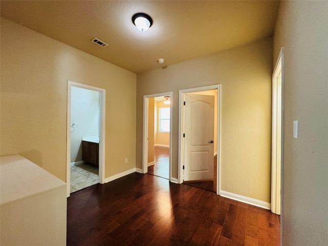 205 Saddle Ridge DR, Cedar Park, TX 78613