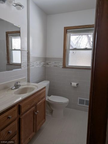 455 Griffith Street, Saint Paul, MN 55106