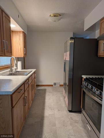 455 Griffith Street, Saint Paul, MN 55106