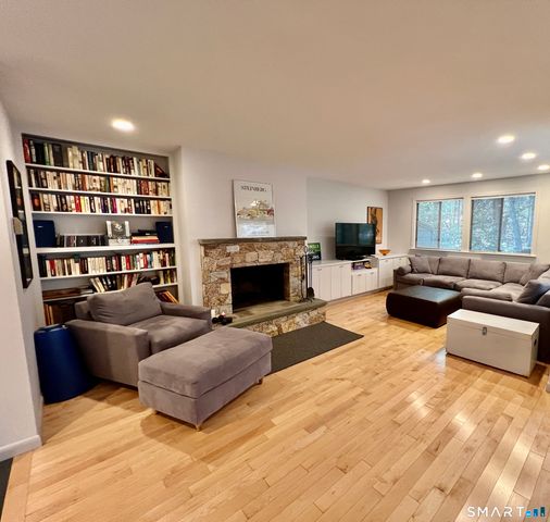 330 Ledge Drive, Torrington, CT 06790