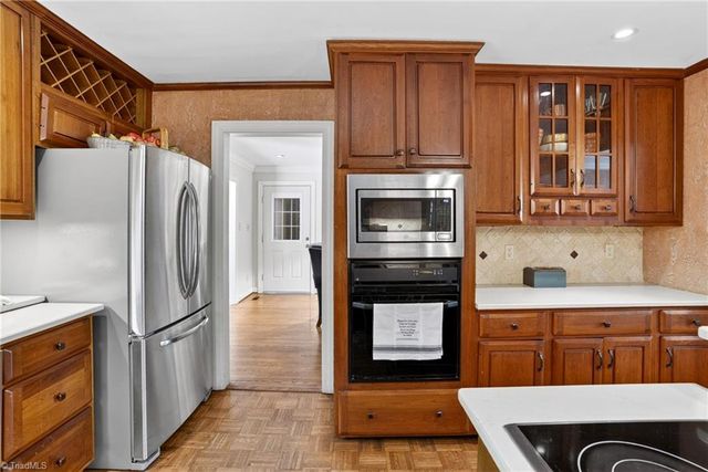 1319 Heathcliff Court, High Point, NC 27262