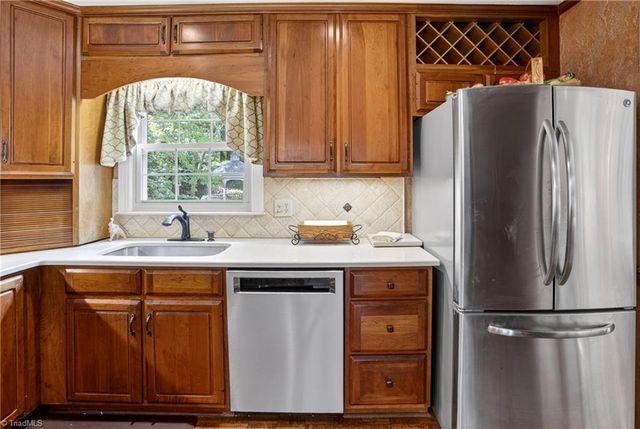1319 Heathcliff Court, High Point, NC 27262