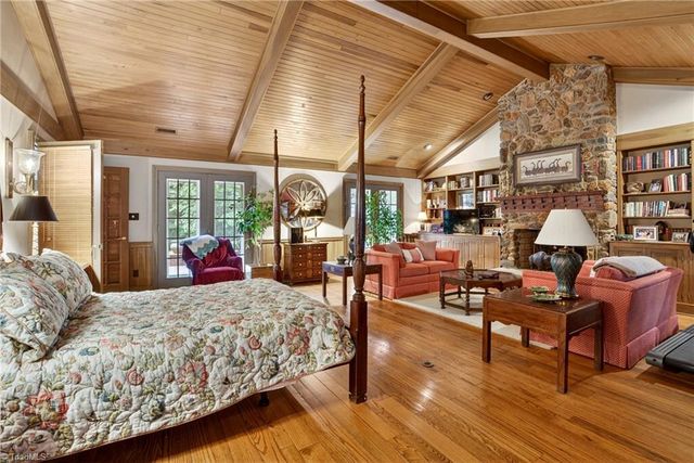 1319 Heathcliff Court, High Point, NC 27262