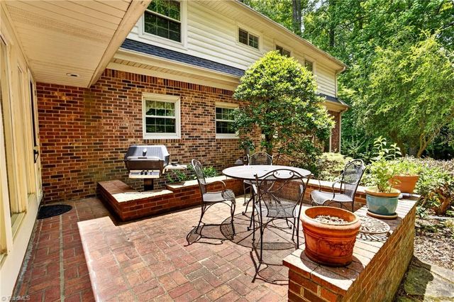 1319 Heathcliff Court, High Point, NC 27262