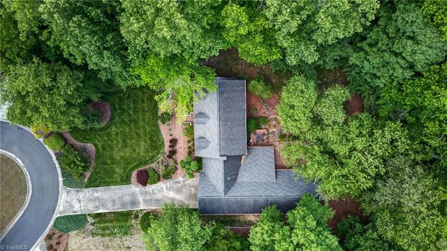 1319 Heathcliff Court, High Point, NC 27262